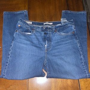 WOMEN’S WEDGIE STRAIGHT LEVI’S SIZE 29
